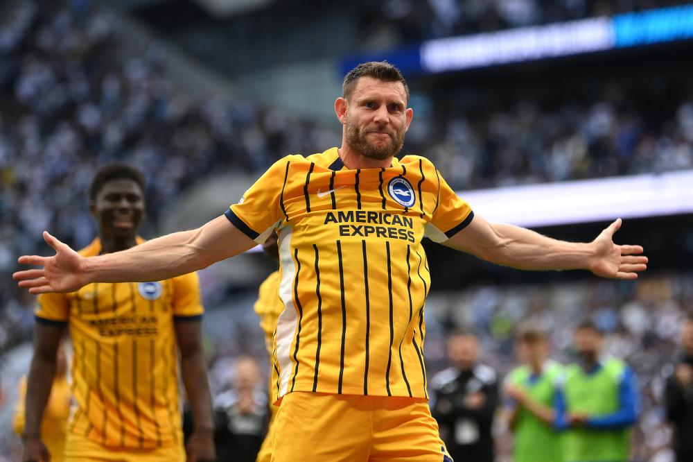 葡媒：C罗向欧国联冠军队友赠送定制手表，若塔的送给了其家人