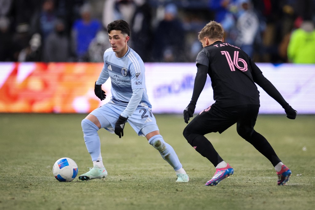 帕尔马主帅：下半场加强高位逼抢，成功将米兰带入我们的节奏