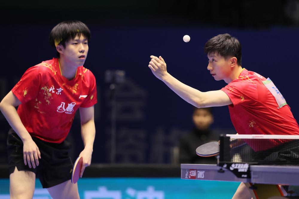 下半场还有机会吗？杨瀚森半场2中0得0分4犯规